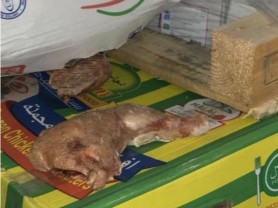 Ce carne mănâncă moldovenii. Poliția și ANSA a identificat mai multe ilegalități la importul, transportarea și comercializarea produselor din carne